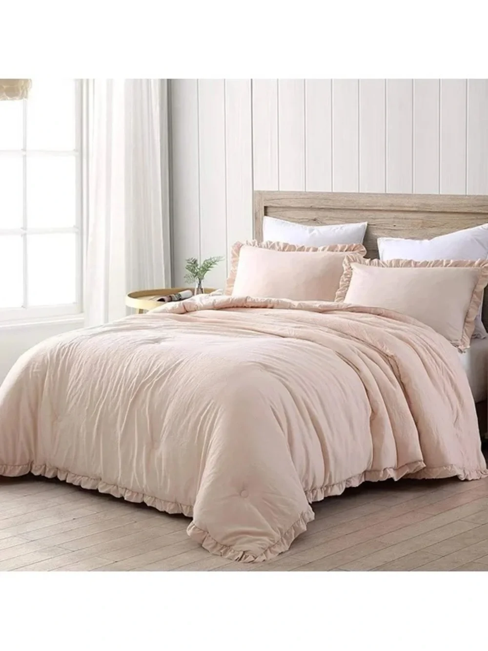 Soft Blush Ruffled 3 piece Queen Comforter Set